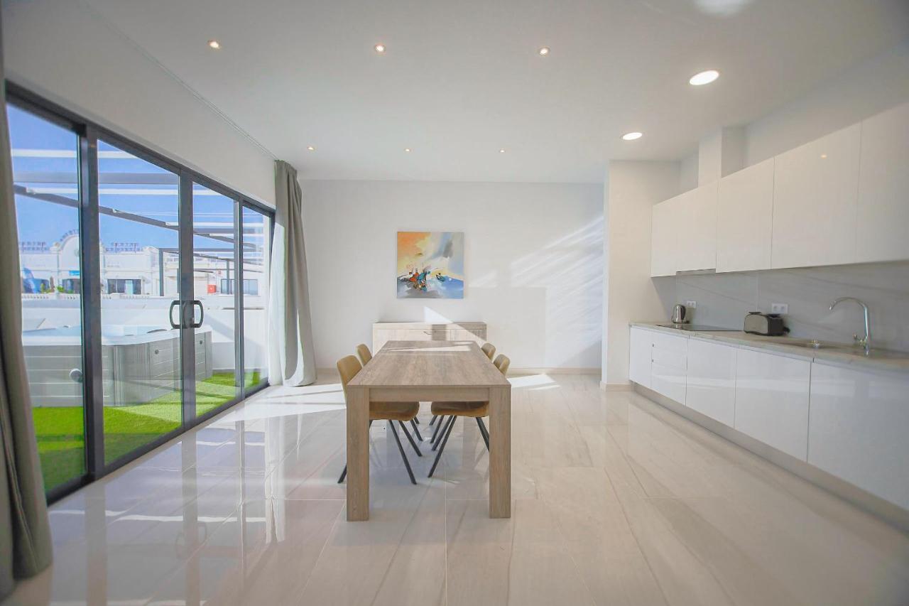 Atlantico Plaza Suite 6A - 2 Beds - 2 Baths Puerto del Carmen  Exterior photo
